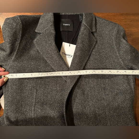 Wool and cashmere coat - Picture 7 of 7